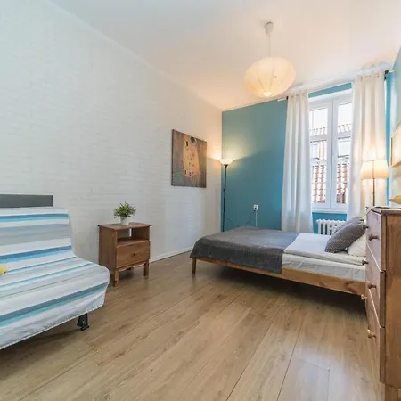 Z 2 Sypialniami Starowka Old Town Piwna Apartman *