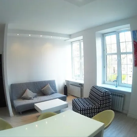 Z 2 Sypialniami Starowka Old Town Piwna *