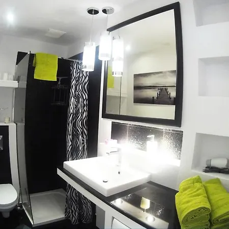 Z 2 Sypialniami Starowka Old Town Piwna *