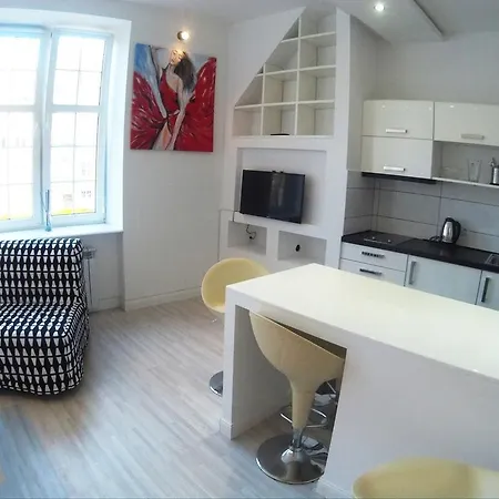 شقة Z 2 Sypialniami Starowka Old Town Piwna