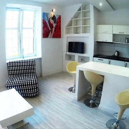 Z 2 Sypialniami Starowka Old Town Piwna *